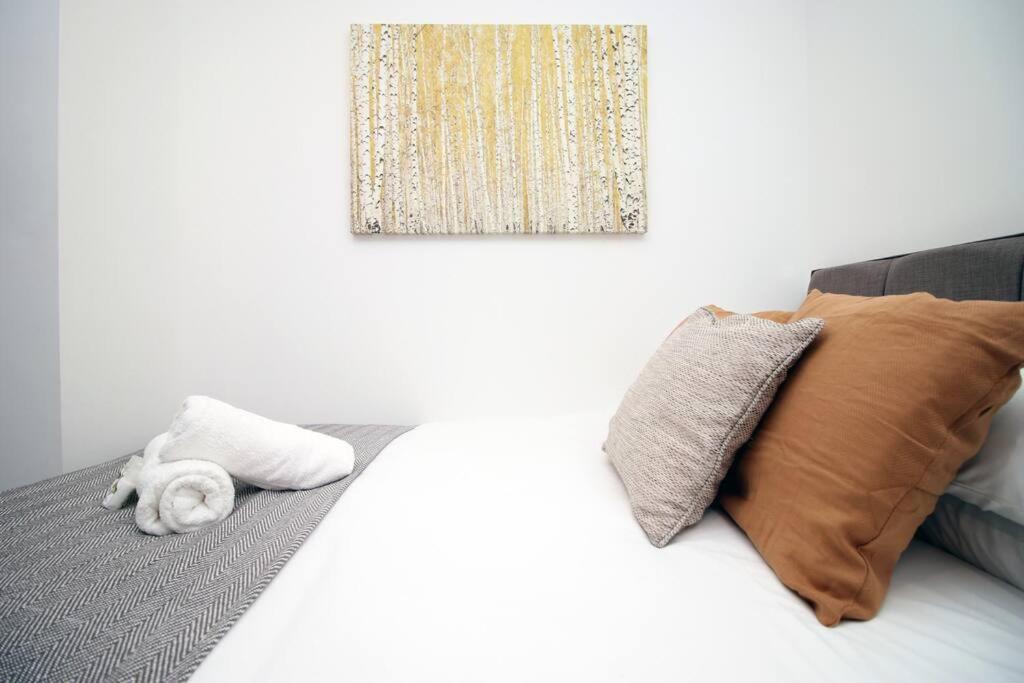 Stylish In Port Tennant - 4br Free Parking! * Swansea